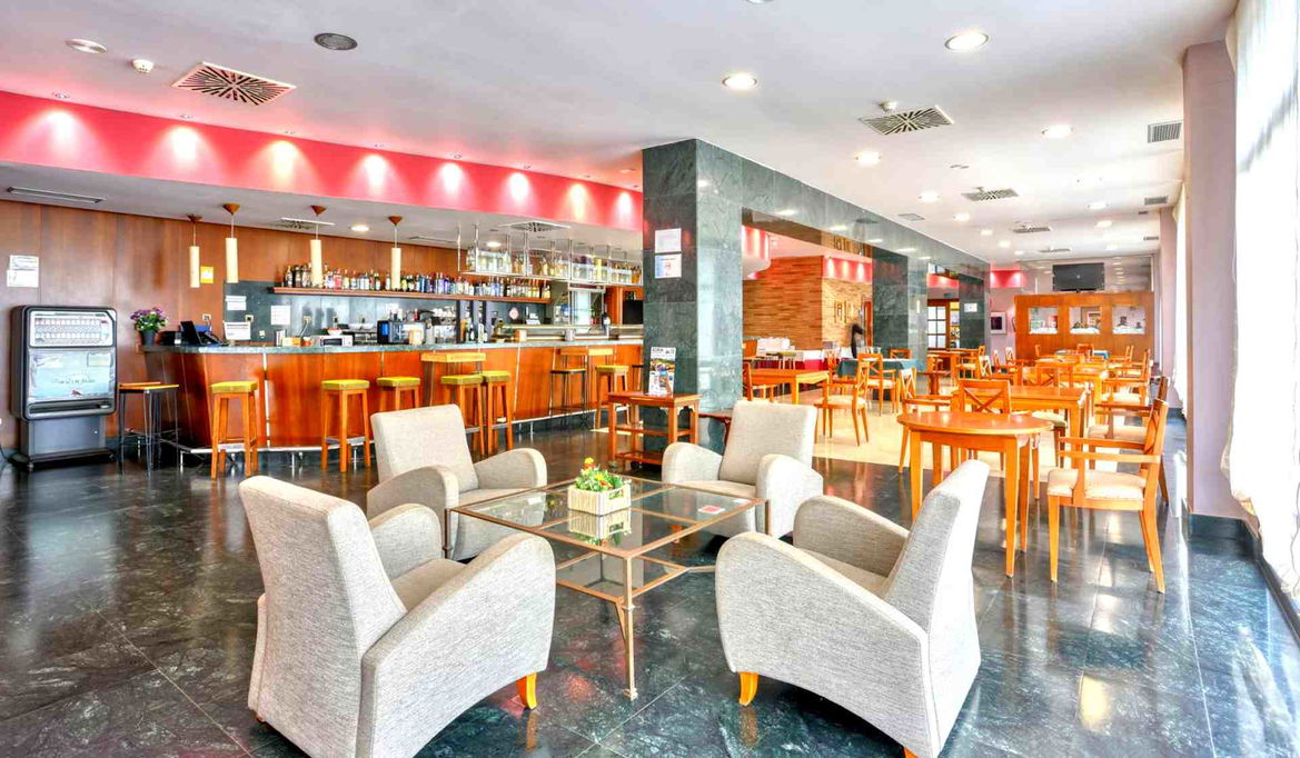 Salón para comidas y eventos del Hotel Alda Villa de Almazán