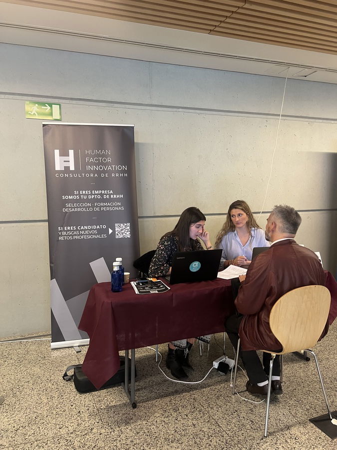 Human Factor participa en el éxito de Burgos Emplea 2025