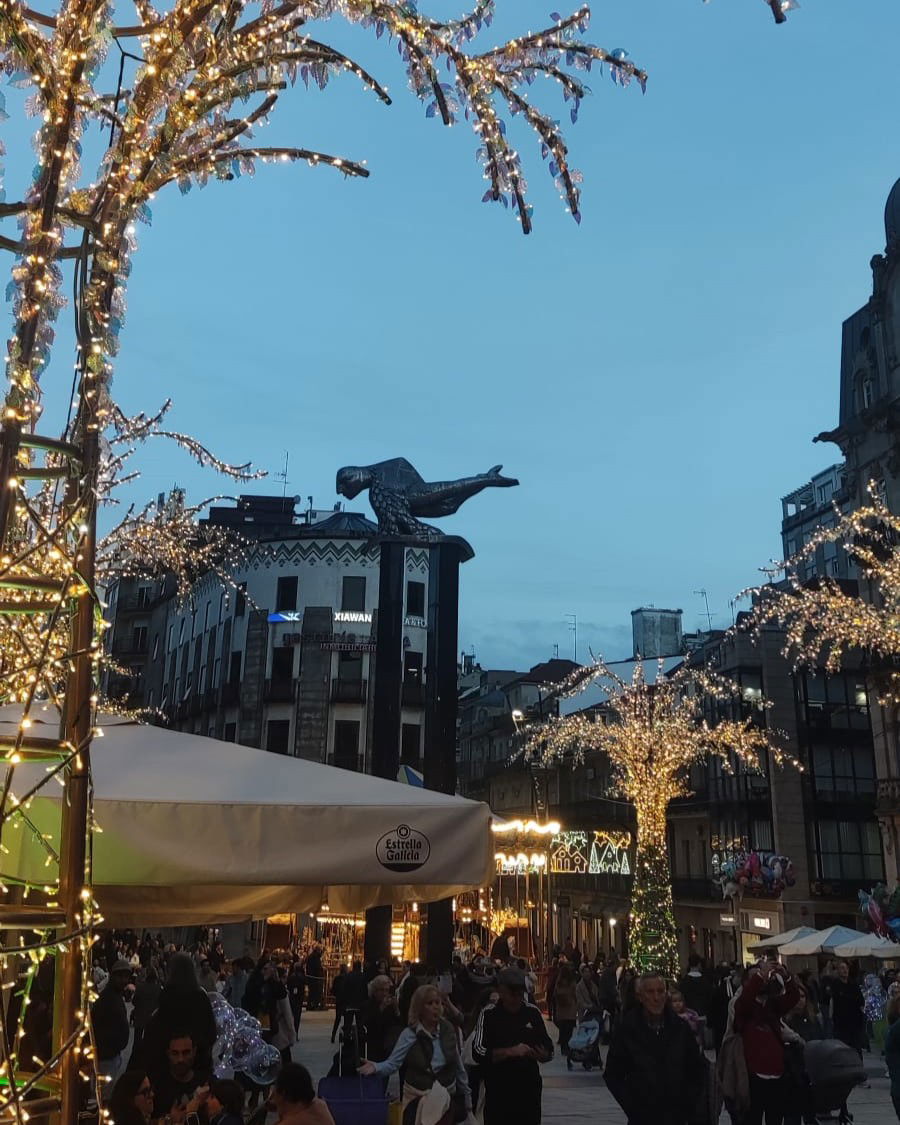 Luces de Vigo 2024: Guía Completa para Disfrutar de la Navidad en la Ciudad