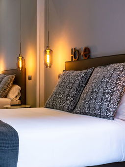 Arenal Suites:Iamgen description of section