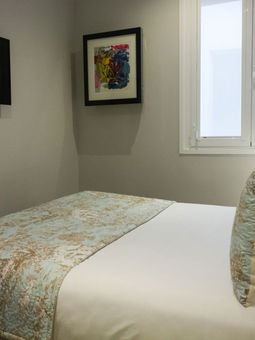 Arenal Suites:Iamgen description of section
