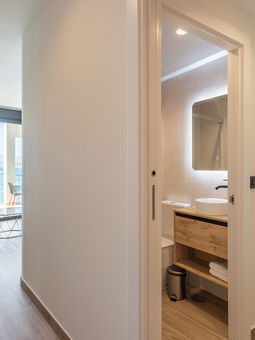 Arenal Suites:Iamgen description of section