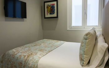 Arenal Suites:gallery image 3