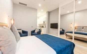 Arenal Suites:gallery image 3