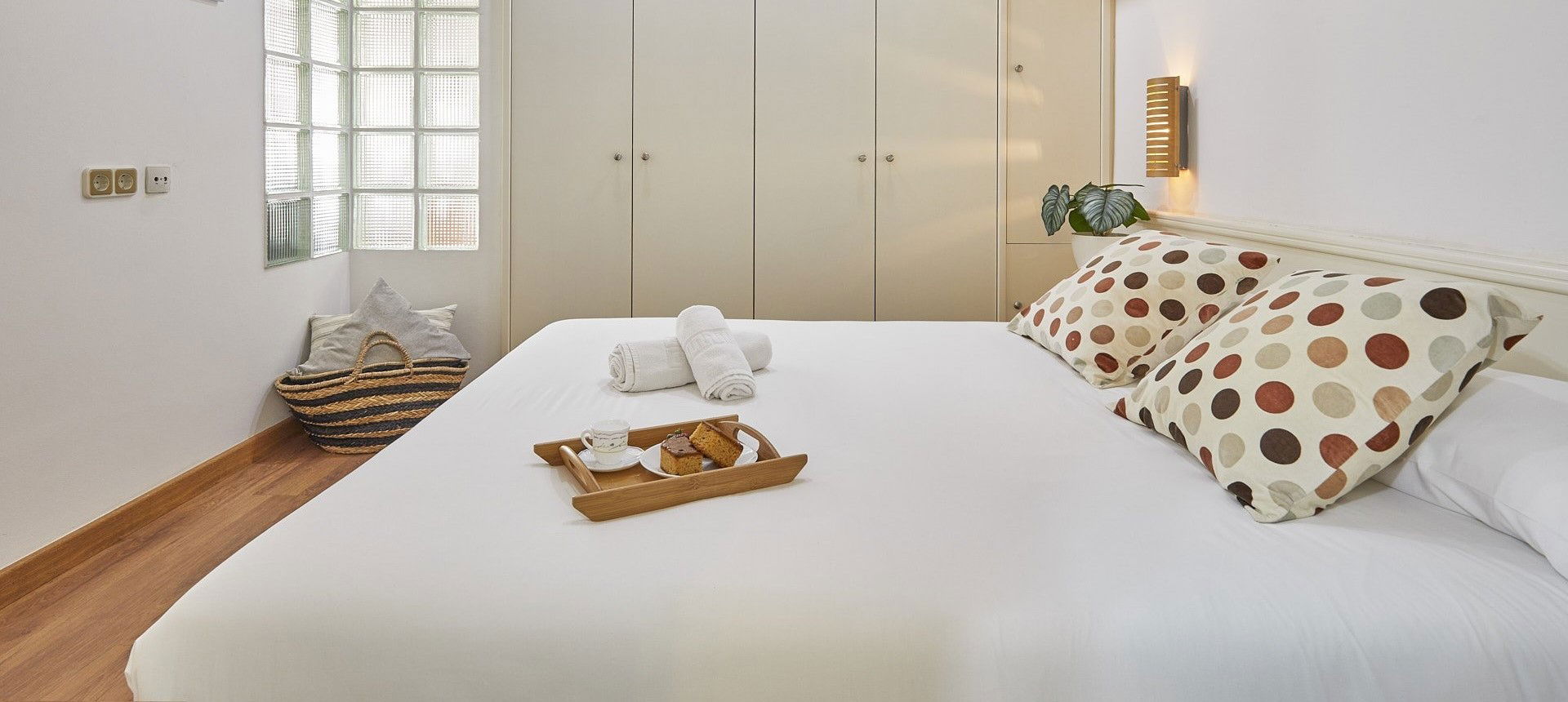 hotel sheet image background