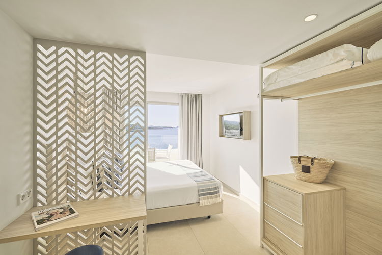 With Panoramic Sea View