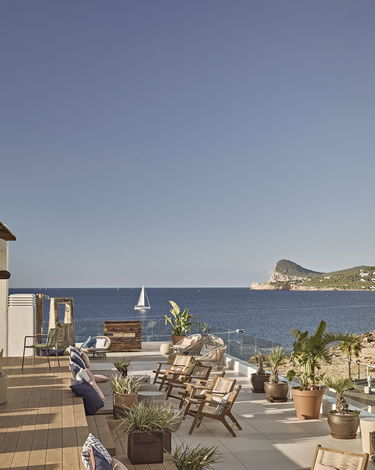 Vertical slider image