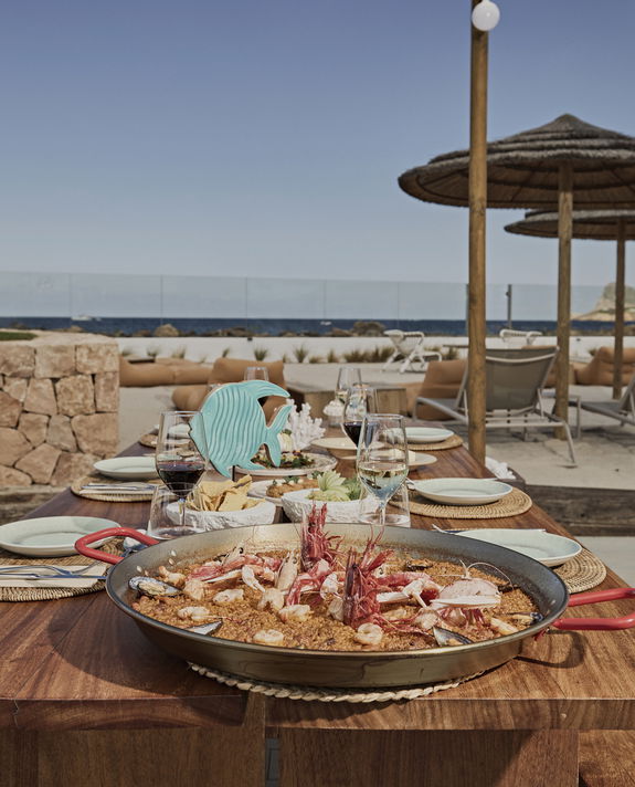 slide <strong>Taste of Salia</strong>, a gastronomic experience to be savored by the Mediterranean