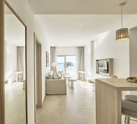 Suite de Dos Dormitorios con Vistas al Mar