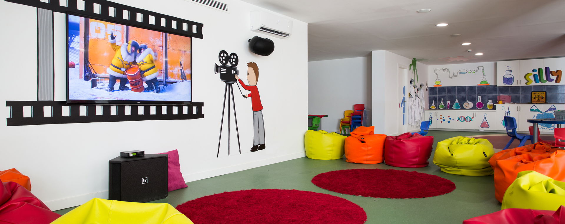 Insotel Fenicia Prestige: hero slider