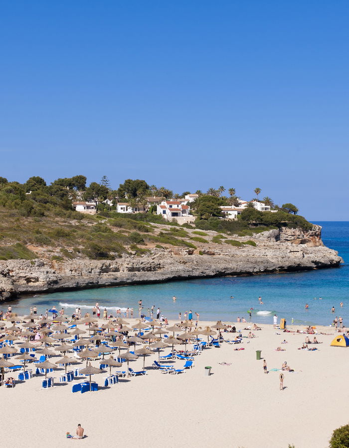 Insotel Fenicia Prestige: Le célèbre Cuevas del Drach, just minutes away