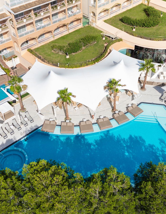 Insotel Fenicia Prestige: Quick registration et immediate accès à votre avantages