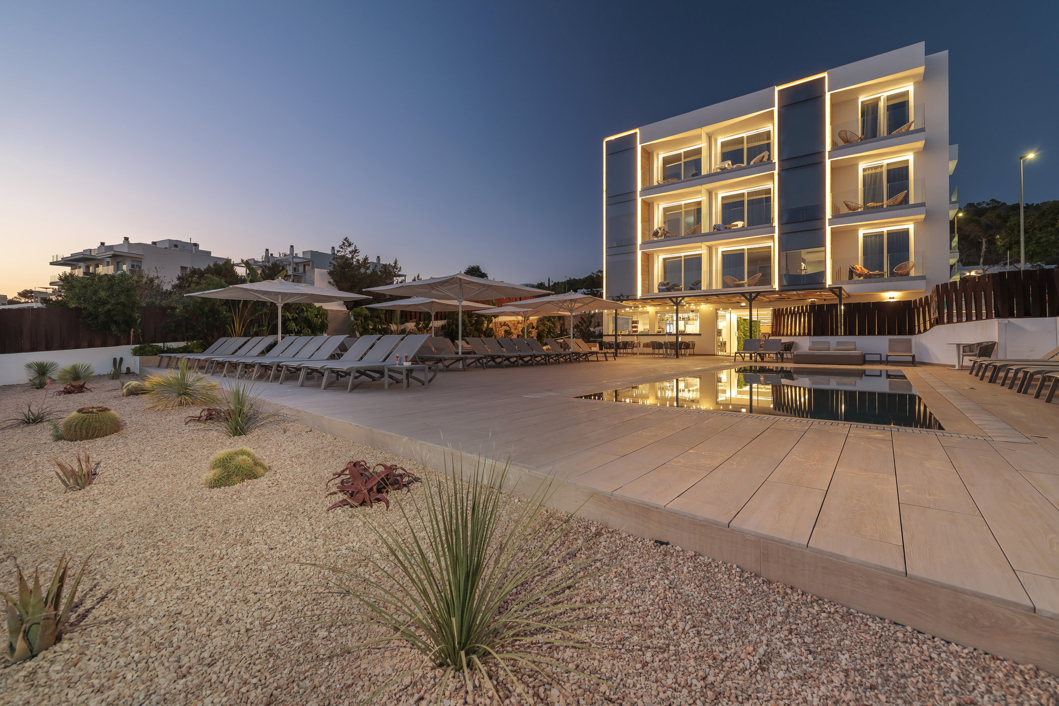 Sol Bahía Ibiza Suites:slider image 1