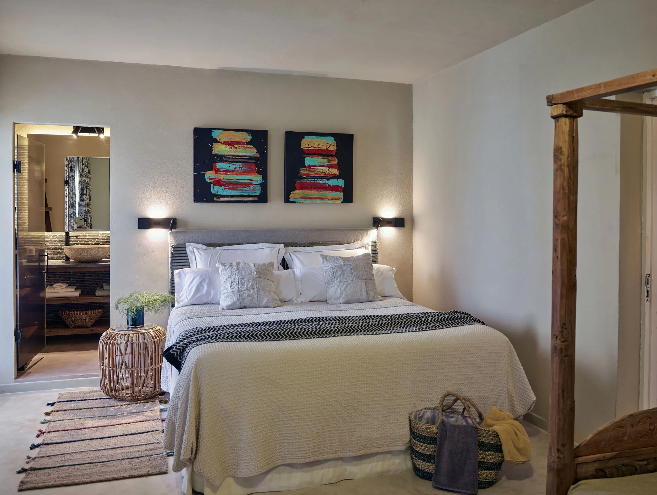 Intro image full screen