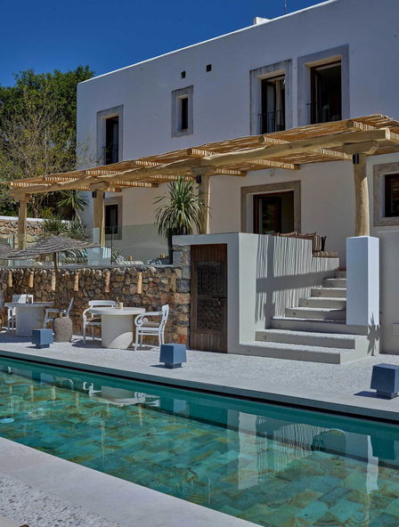 The Giri Residence photo gallery