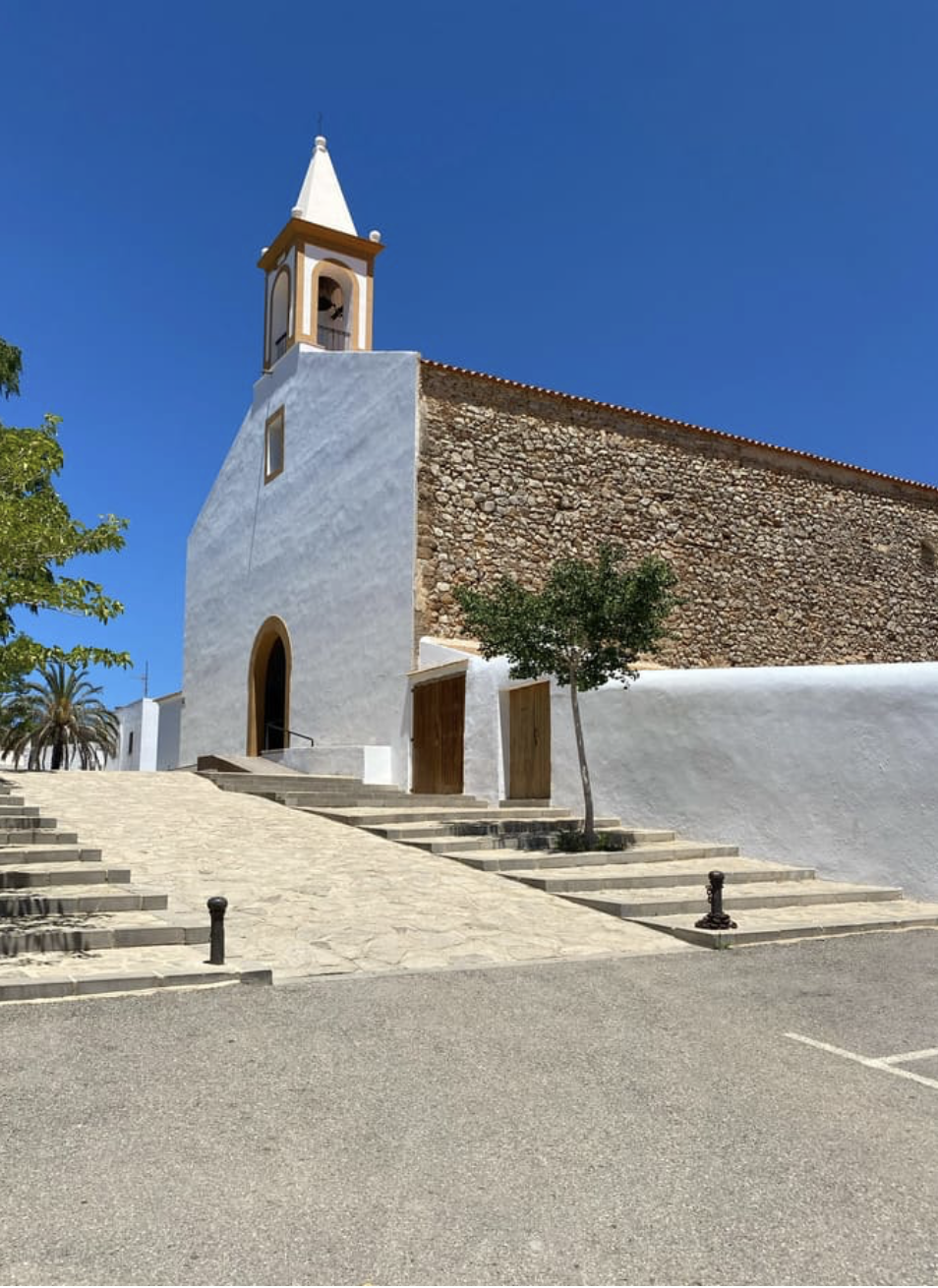 El corazón y la historia del pueblo de Sant Joan