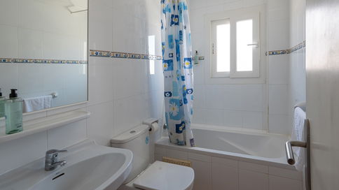 gallery image 13