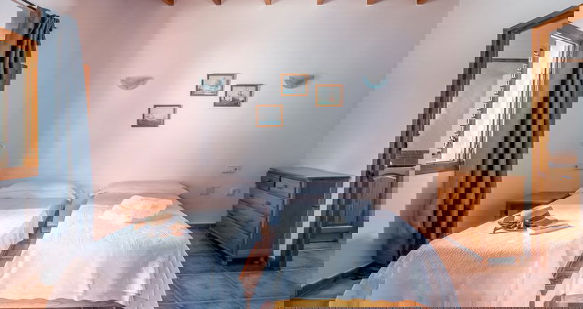 extra item image