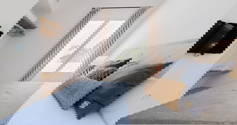 extra item image