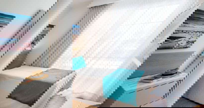 extra item image