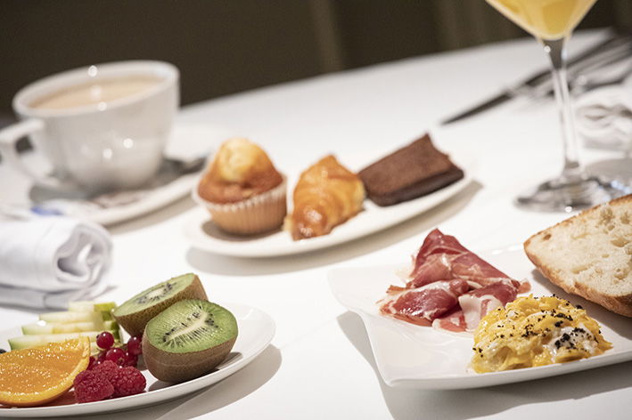 Template 7:Image from hotel Servicios e instalaciones