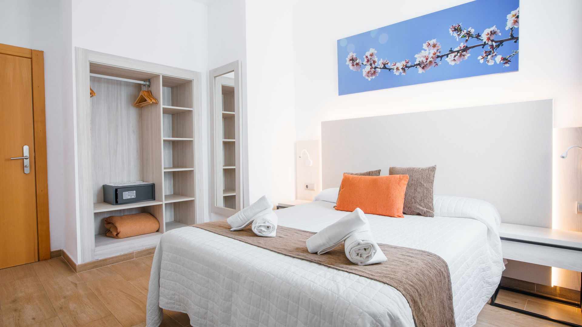 Hostal Florencio, hoteles y alojamientos en Sant Antoni de Portmany