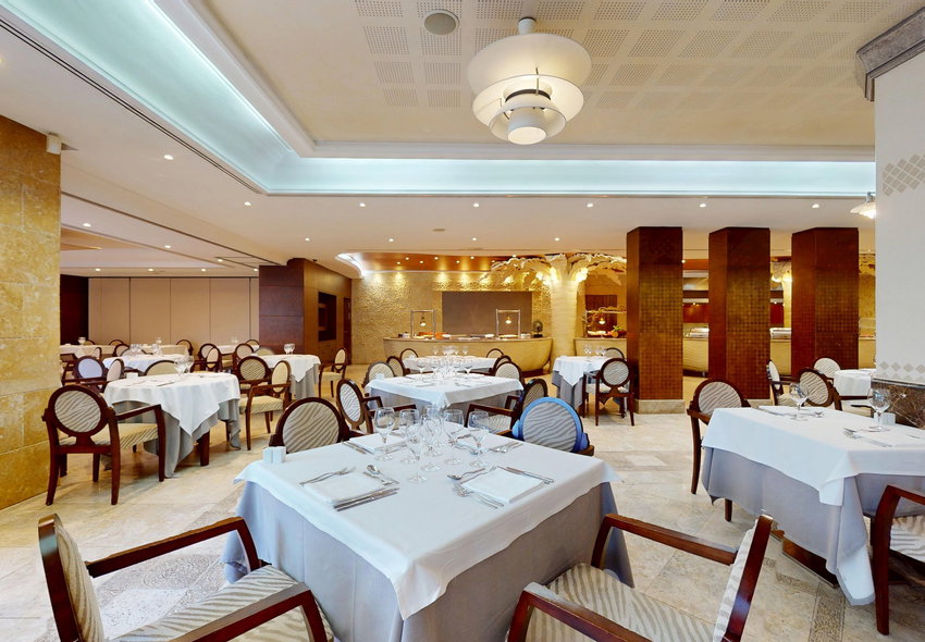 Insotel Fenicia Prestige: Fenicia Buffet Restaurant: een festival van smaken en lekkernijen