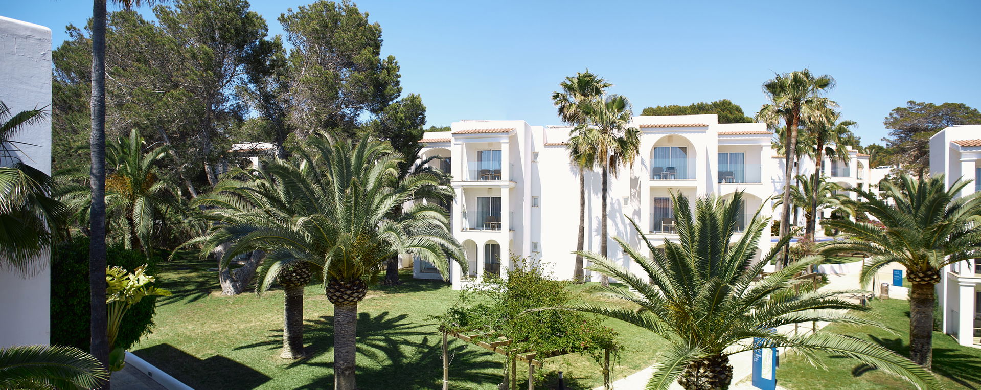 Insotel Fenicia Prestige: hero slider