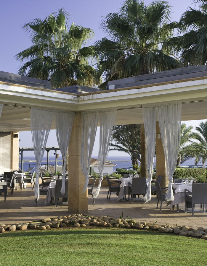 Insotel Fenicia Prestige: Bares con ambiente mediterráneo