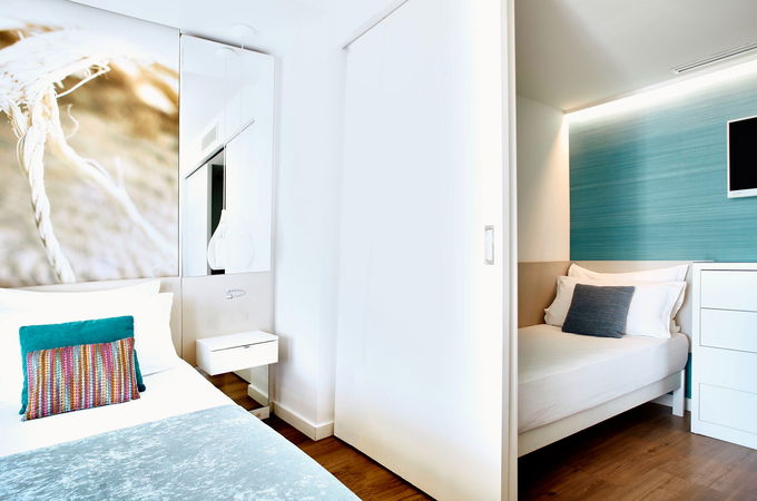 Insotel Fenicia Prestige: Family room with Sliding door