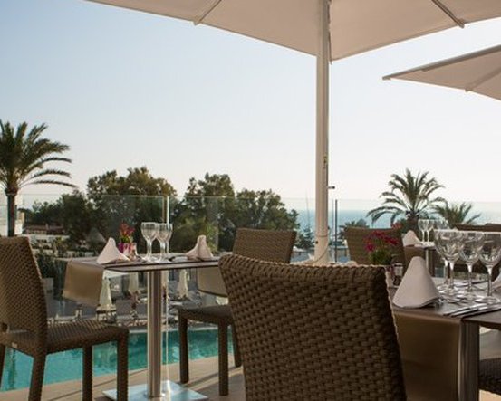 Insotel Fenicia Prestige: image Emplacement
