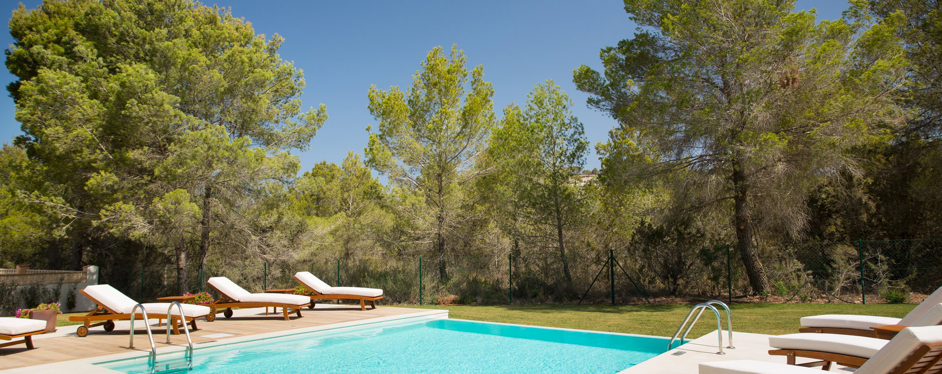 Insotel Fenicia Prestige: hero slider