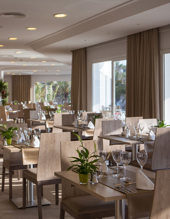 Insotel Fenicia Prestige: T-Beach Restaurant: Küche direkt am Meer