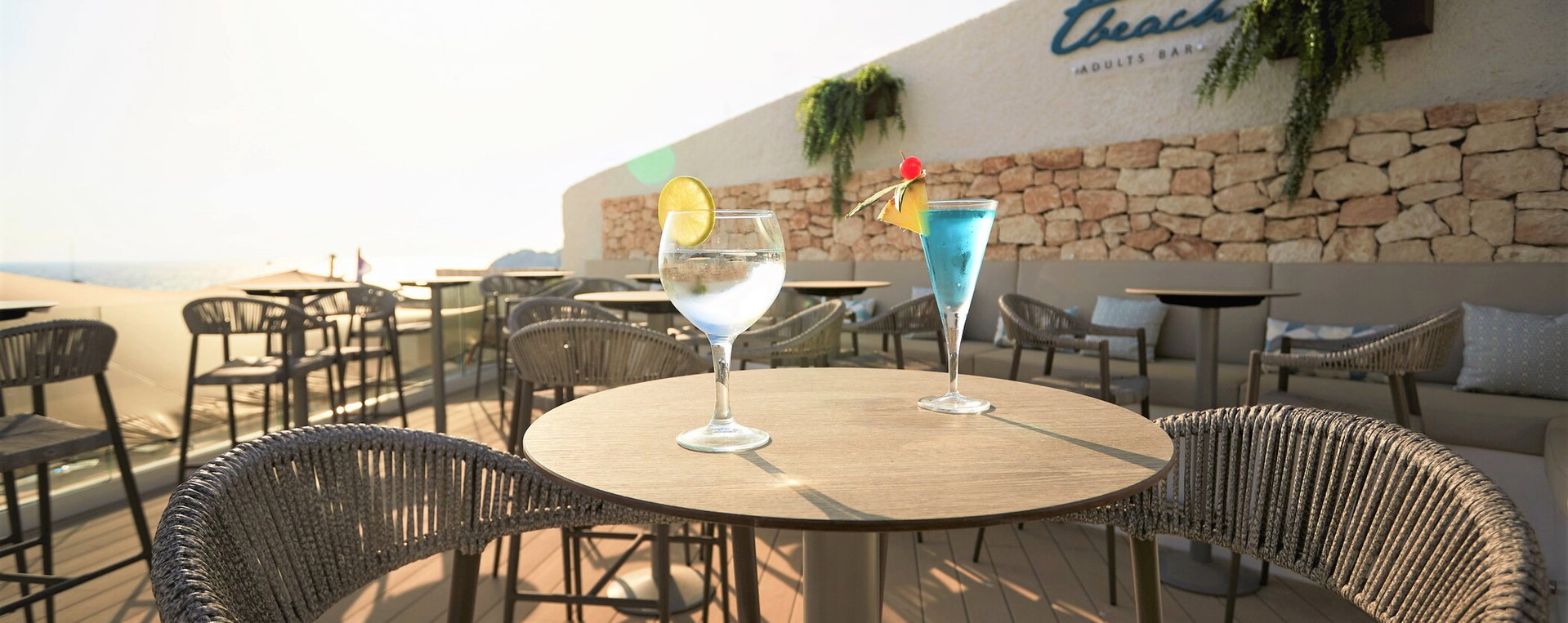 Insotel Fenicia Prestige: hero slider