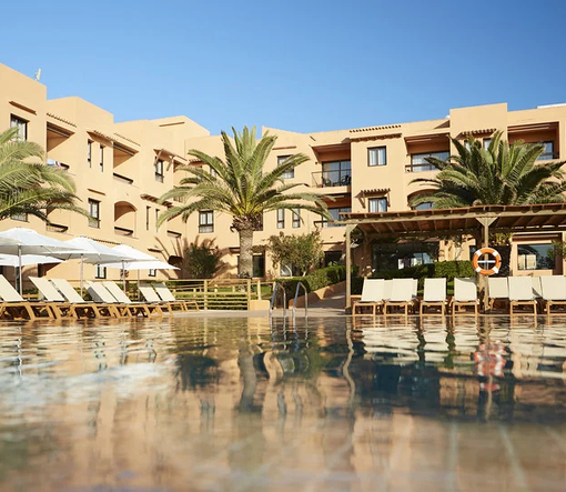 Tout inclus à Ibiza : guide et meilleurs hôtels 2026