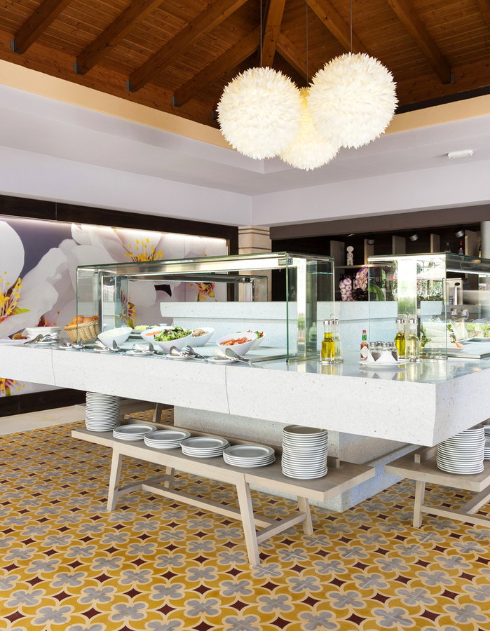 Insotel Fenicia Prestige: Gevarieerde gastronomie gedurende de dag