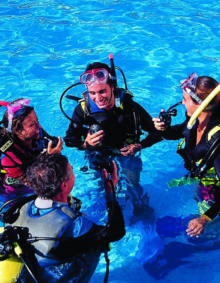 Insotel Fenicia Prestige: Deportes acuáticos y experiencias en la playa