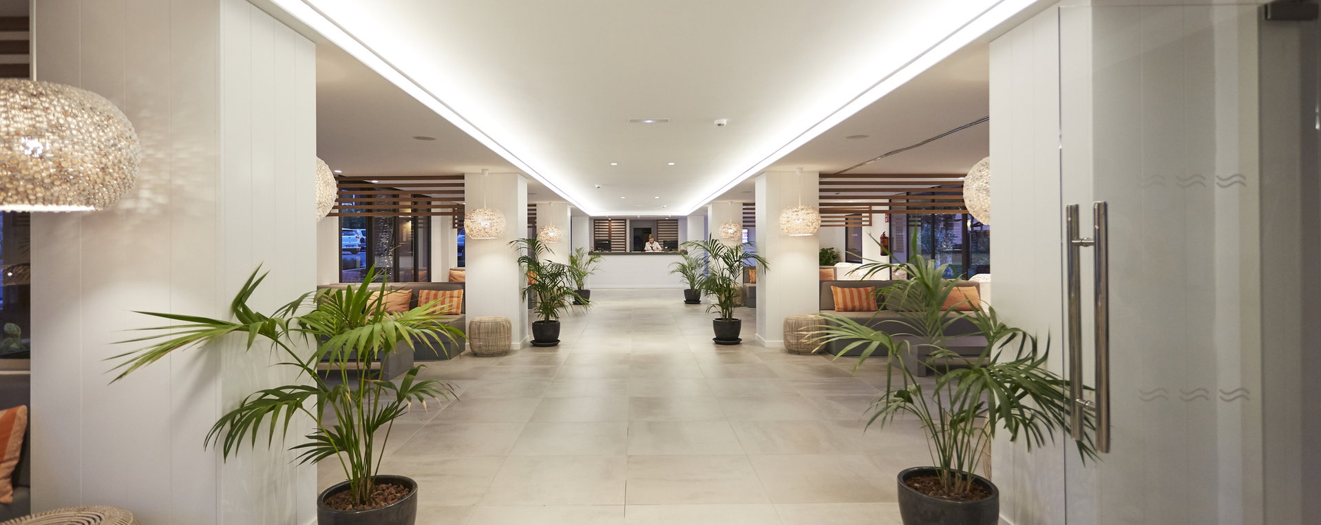 Insotel Fenicia Prestige: hero slider