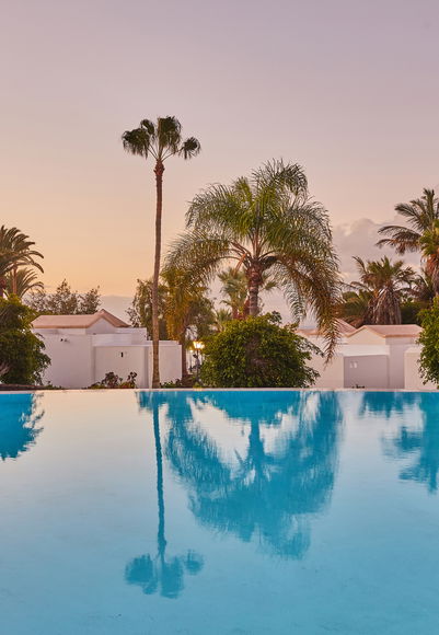 Image Outdoor swimming pools