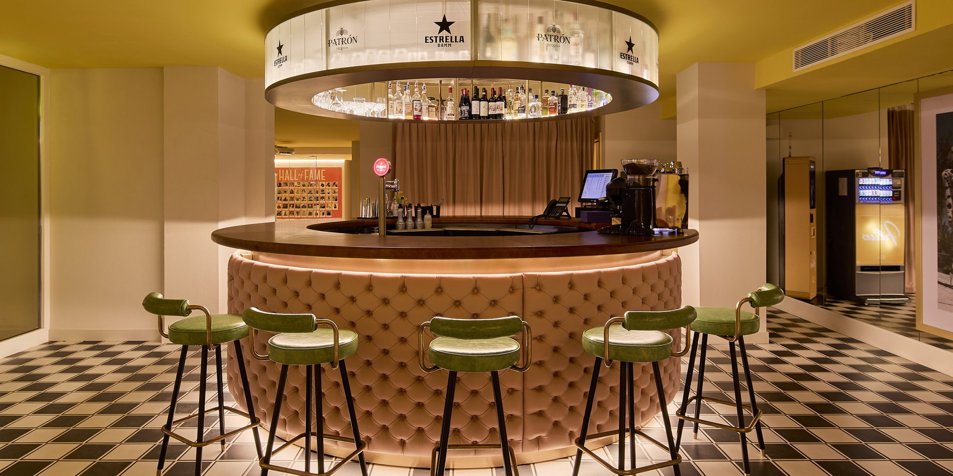 Friday DJ Nights en Bambola - Los Felices Hotel