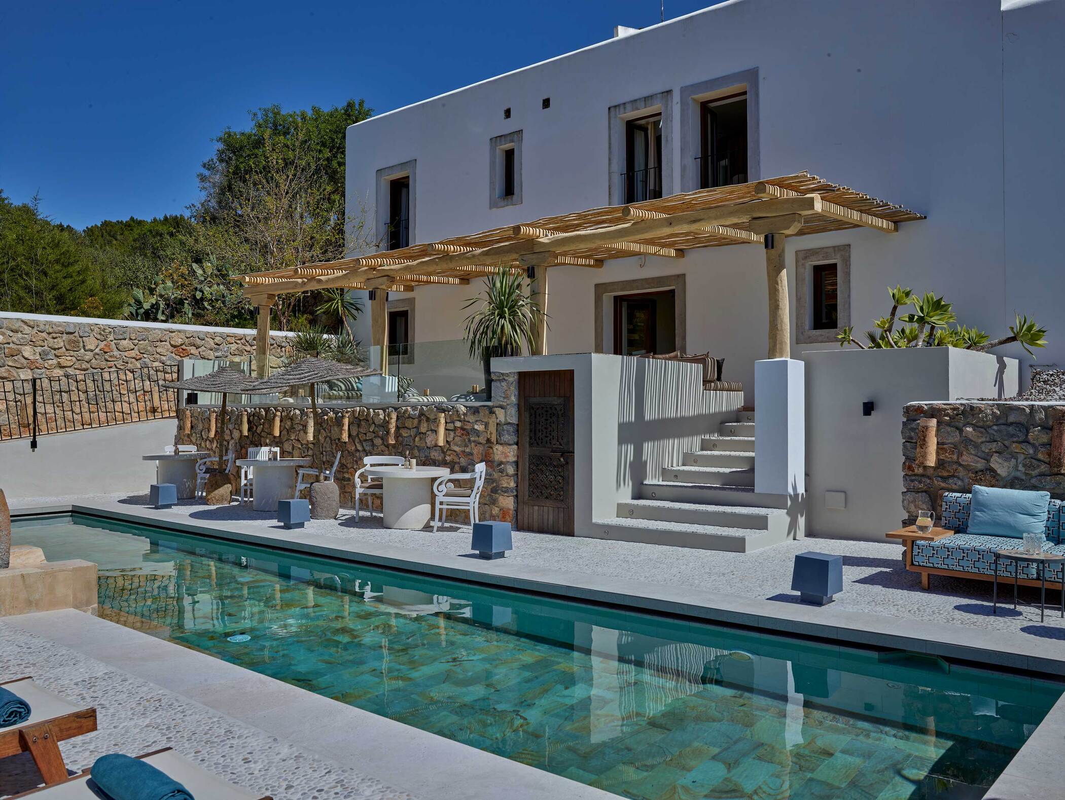 The Giri Residence photo gallery