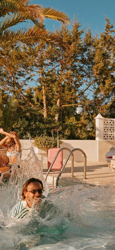 Unexpected friends, Best Plans