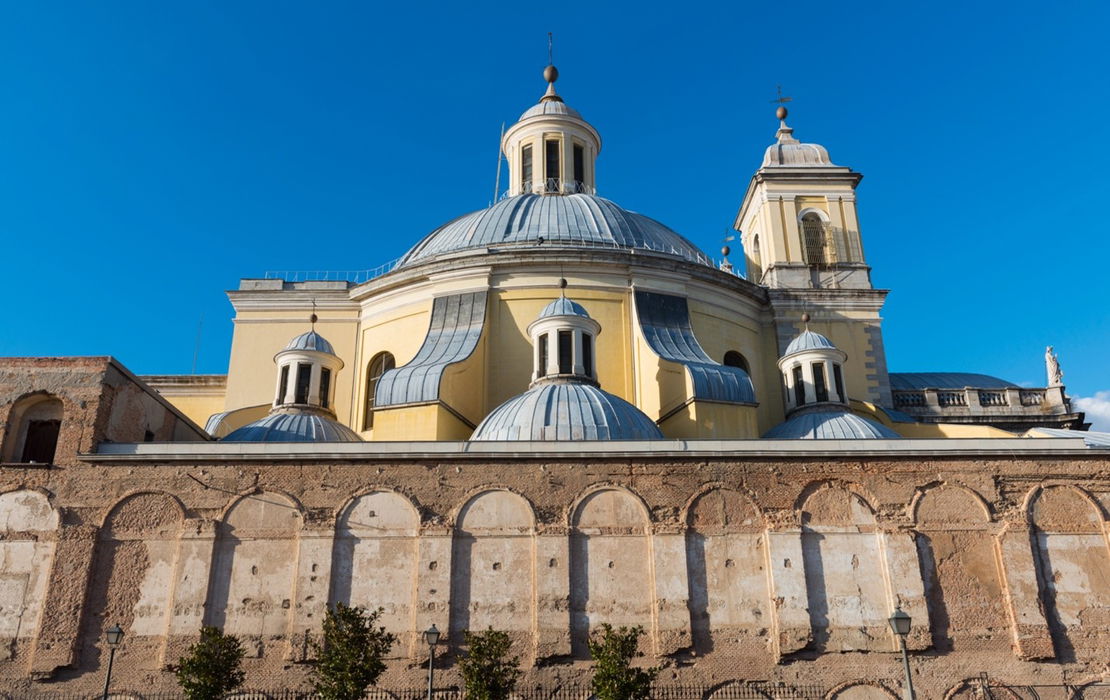portrait image: EXPERIENCE MADRID FROM ABOVE