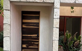 gallery image 12
