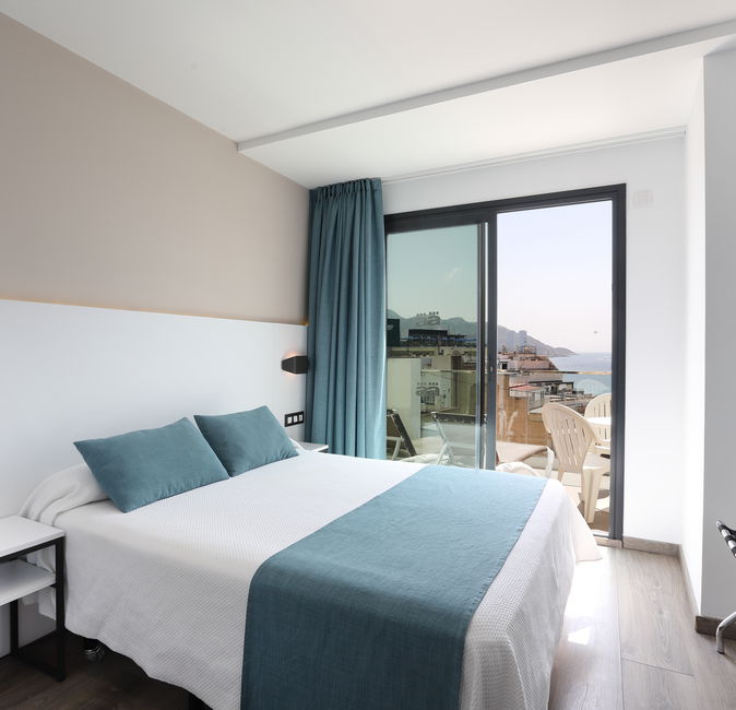 Template 7:Image from hotel