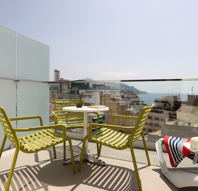 Template 7:Image from hotel