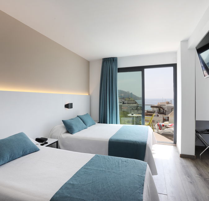 Template 7:Image from hotel