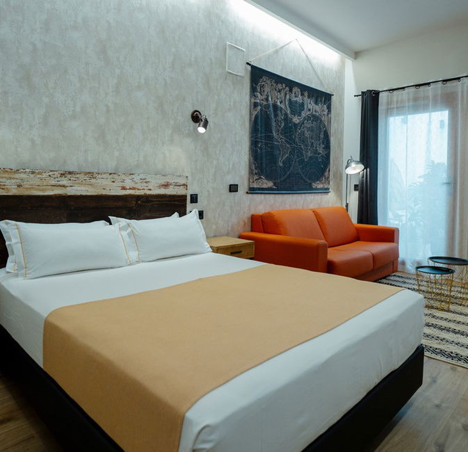 Template 7:Image from hotel