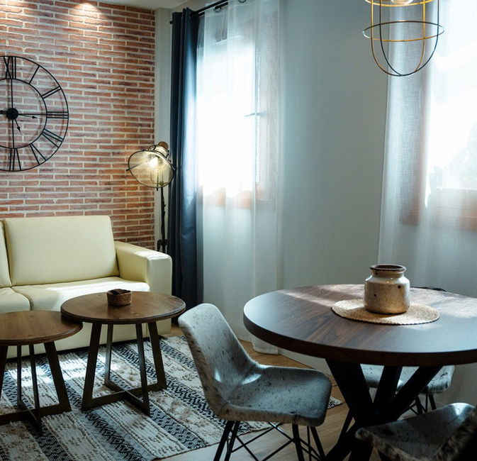 Template 7:Image from hotel