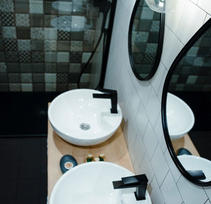 Template 7:Image from hotel